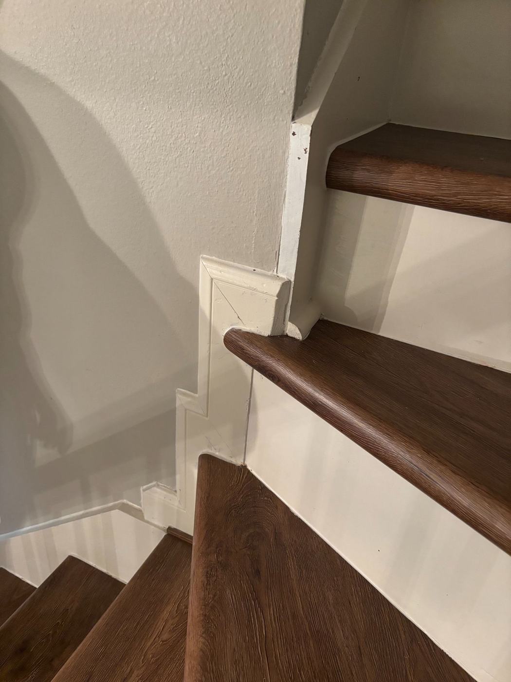 Staircase — landing baseboard detail