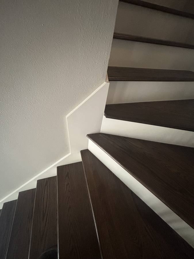 Stair tread detail